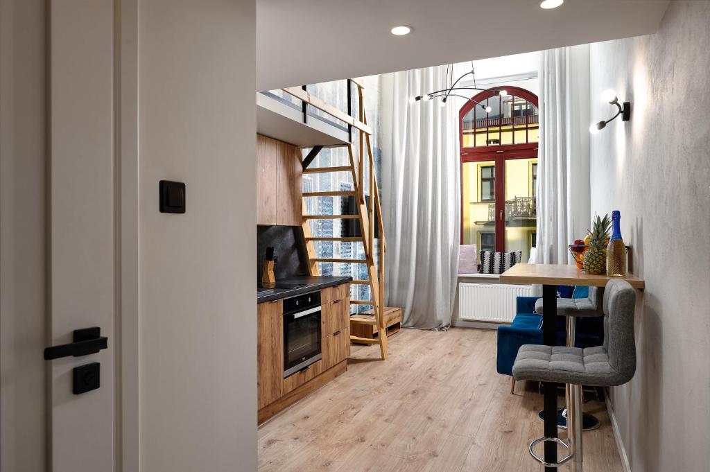 Studio z widokiem na Piotrkowską